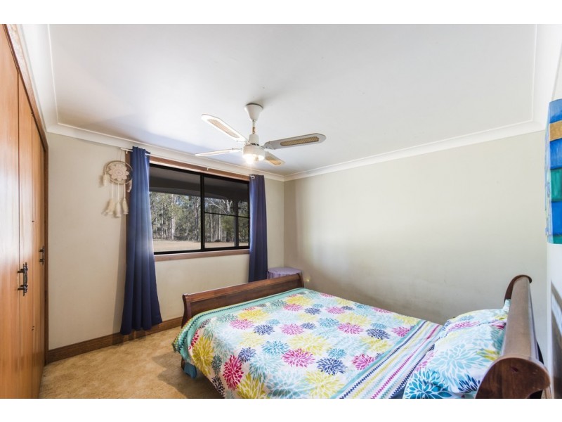 72 Hillview Drive, Waterview Heights NSW 2460
