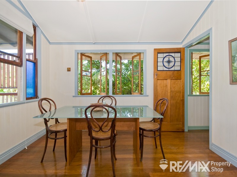 71 Prince Edward Pde, Redcliffe QLD 4020