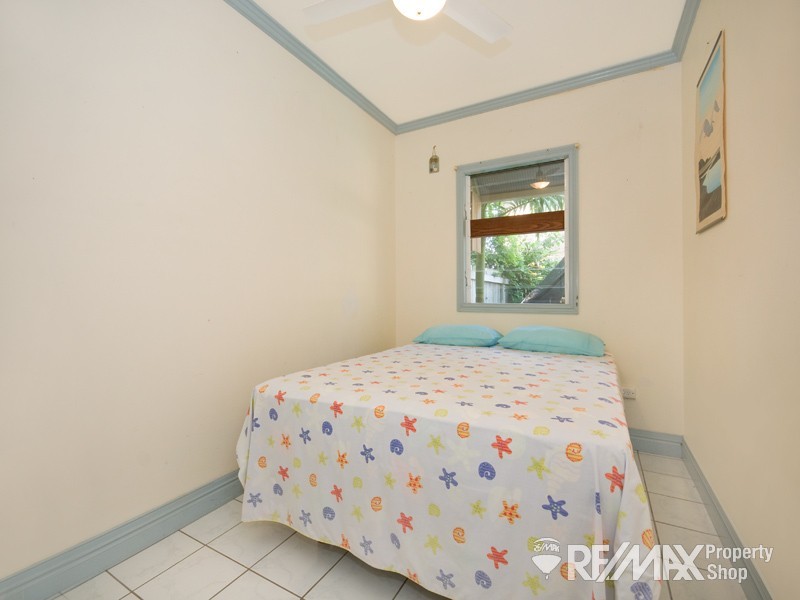71 Prince Edward Pde, Redcliffe QLD 4020