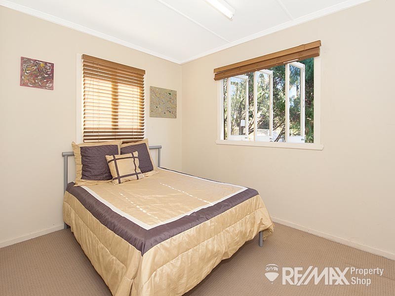 22 Loncroft Street, Brighton QLD 4017