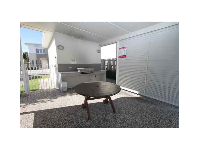 2/9 Pitt Road, Burpengary QLD 4505