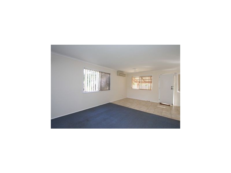 13 Beelong Street, Crestmead QLD 4132