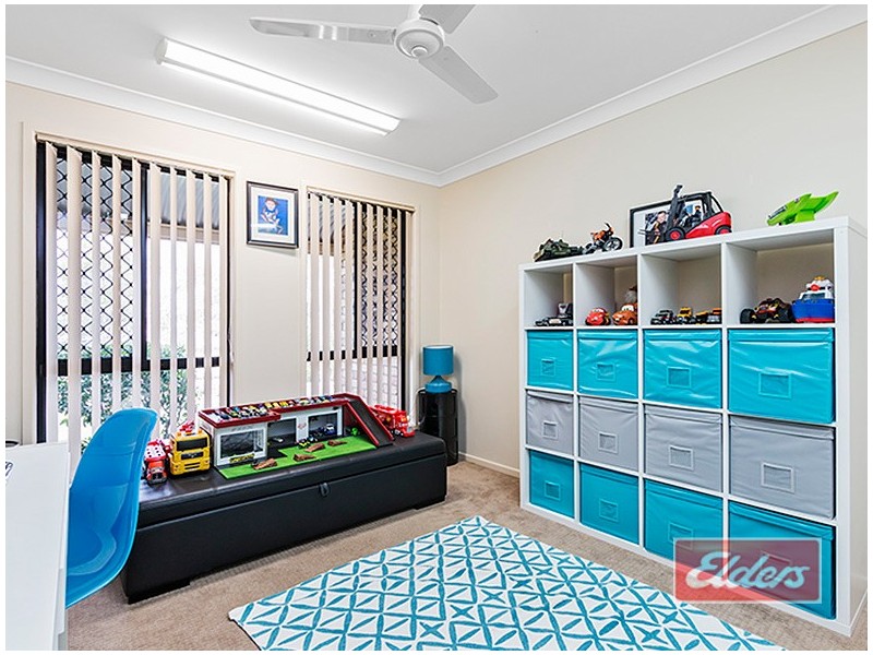 111 Silver Wattle Drive, Jimboomba QLD 4280