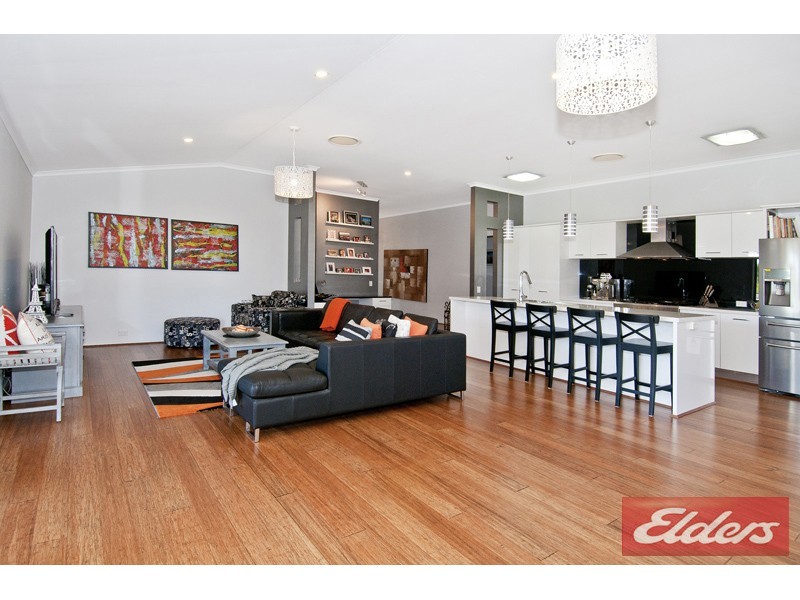 107-109 Tullamore Way, Gleneagle QLD 4285