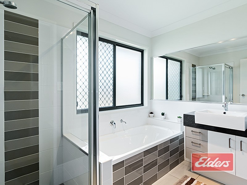 7 Wildwood Crescent, Jimboomba QLD 4280