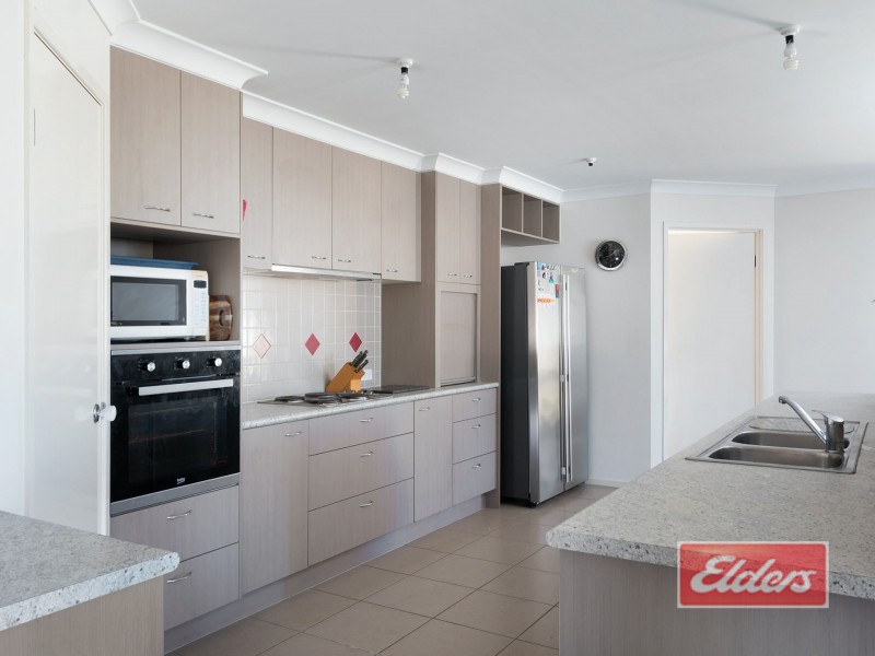 4 Range Court, Jimboomba QLD 4280