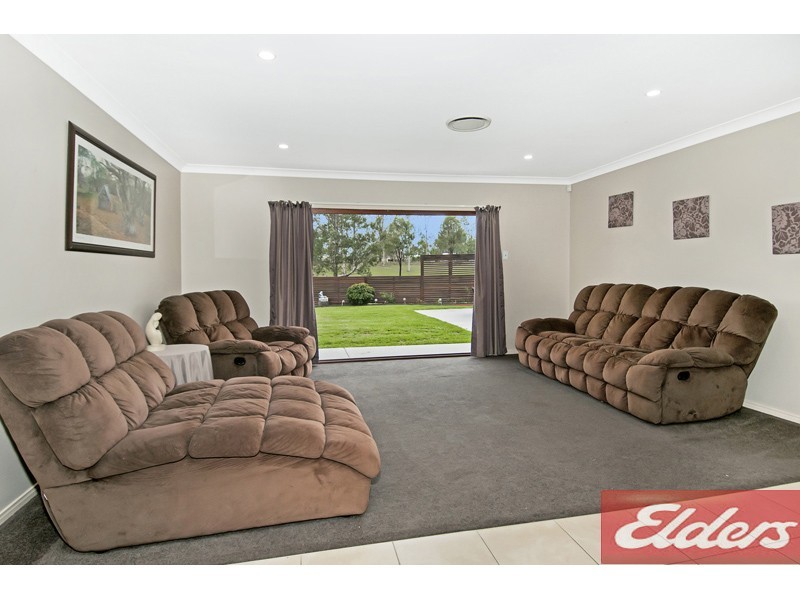 14 Giles Court, Jimboomba QLD 4280