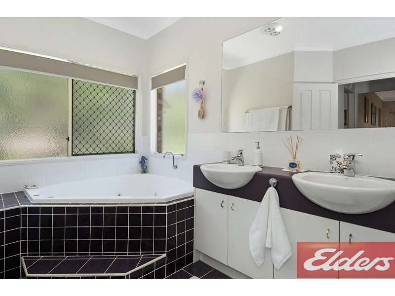 49 Cascara Drive, Cedar Vale QLD 4285