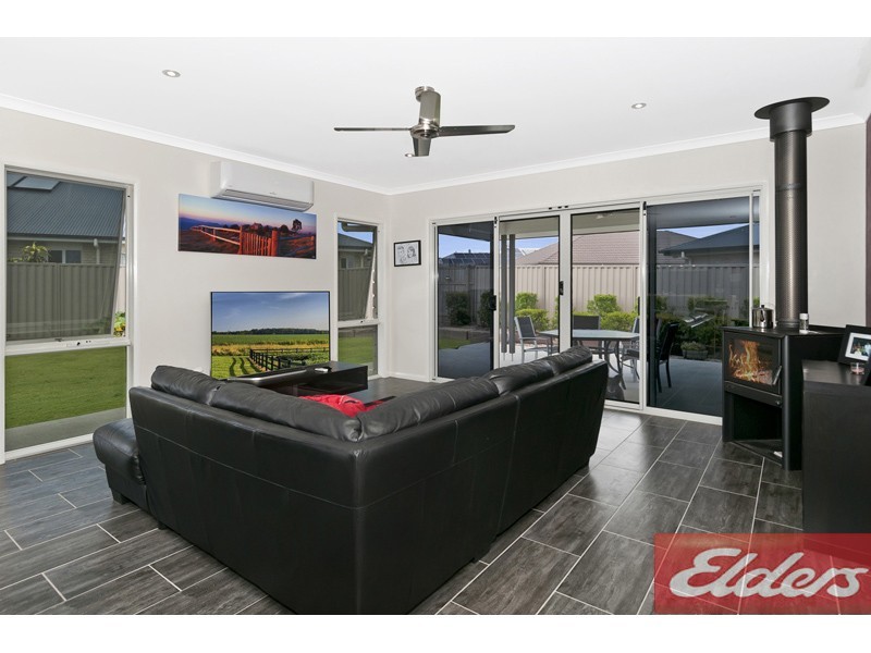 28 Summerview Avenue, Yarrabilba QLD 4207