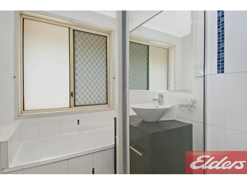 8 Hickory Place, Cedar Grove QLD 4285