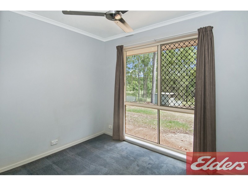 8 Hickory Place, Cedar Grove QLD 4285