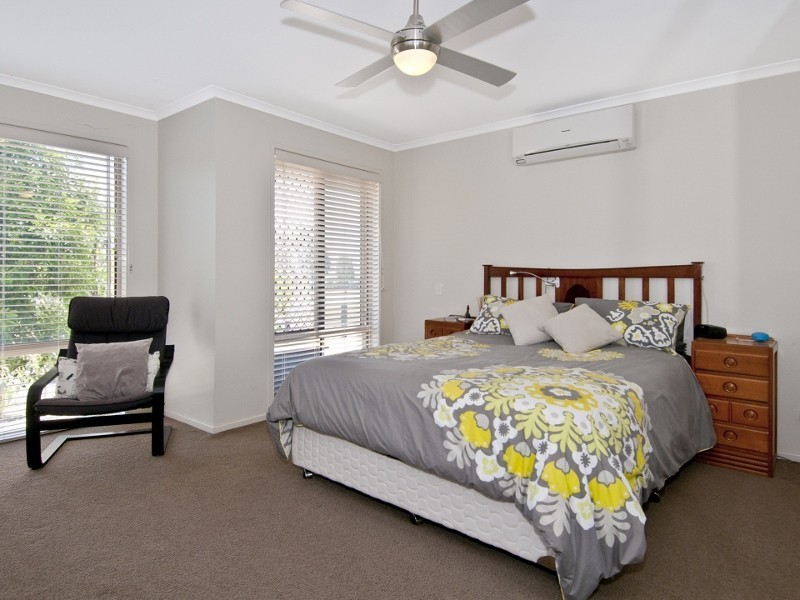 14 Cedarwood Close, Woodhill QLD 4285