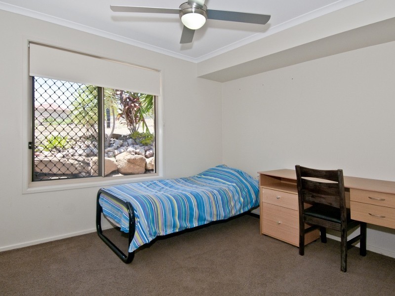 14 Cedarwood Close, Woodhill QLD 4285