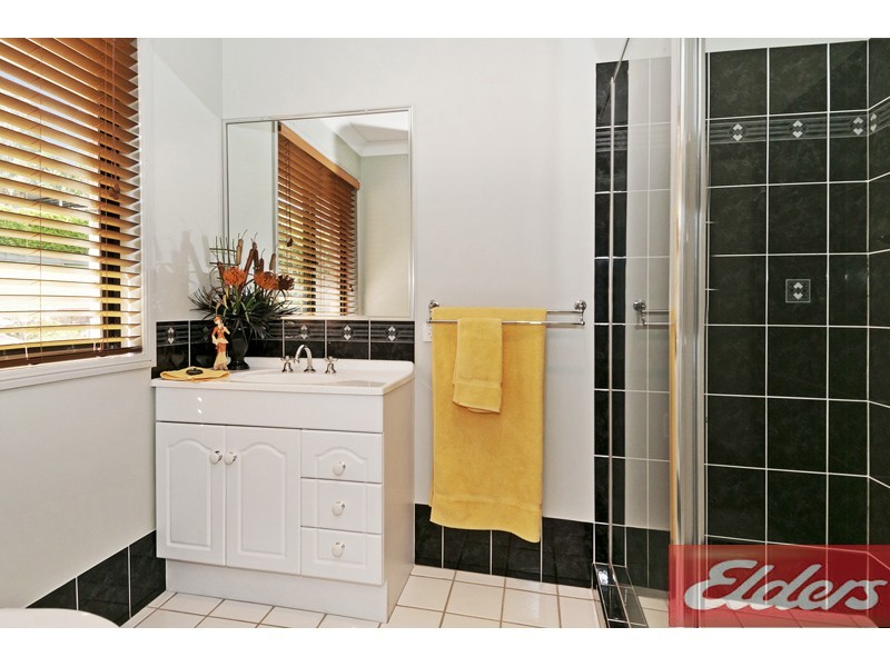 31 Portsmouth Court, Mundoolun QLD 4285