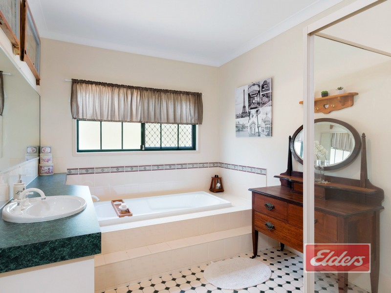 335 Dennis Road, Cedar Vale QLD 4285