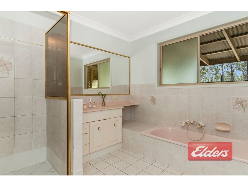 127 Amber Crescent, Jimboomba QLD 4280