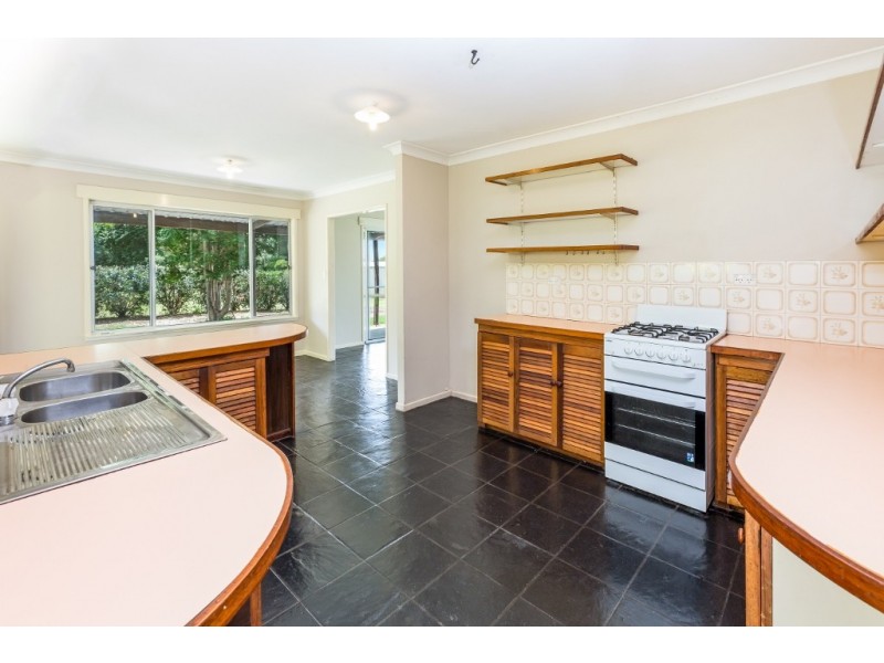 117 Smailes Road, North Maclean QLD 4280