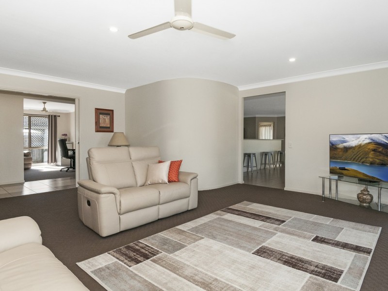 4 Range Court, Jimboomba QLD 4280