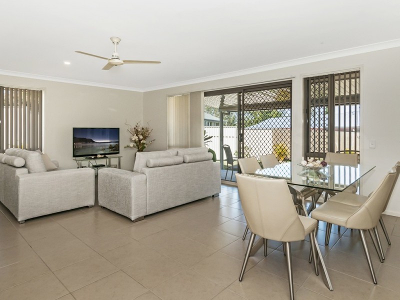 4 Range Court, Jimboomba QLD 4280