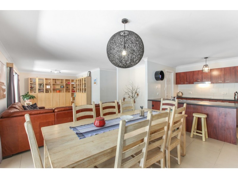 169 Randwick Drive, Mundoolun QLD 4285