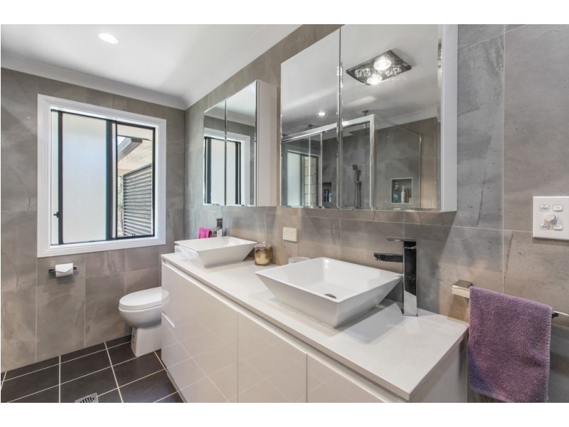 169 Randwick Drive, Mundoolun QLD 4285