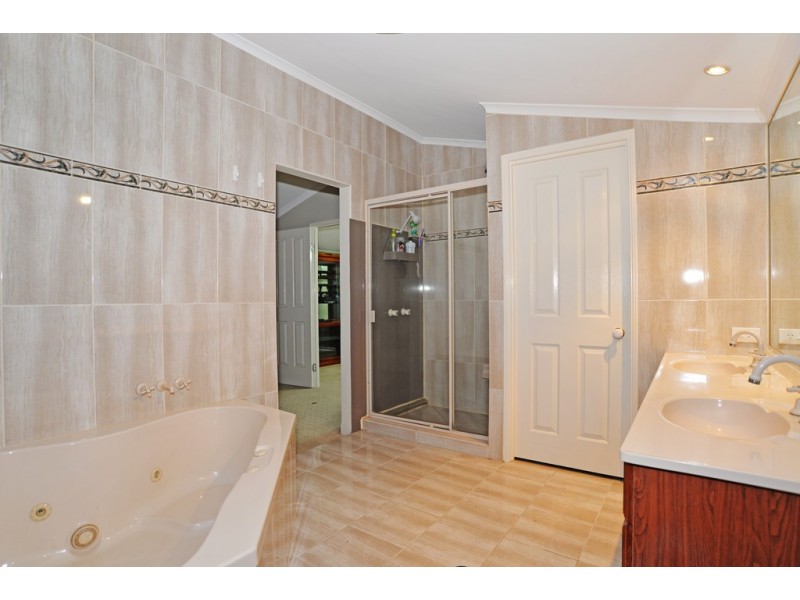 6 Coachwood Drive, Jimboomba QLD 4280