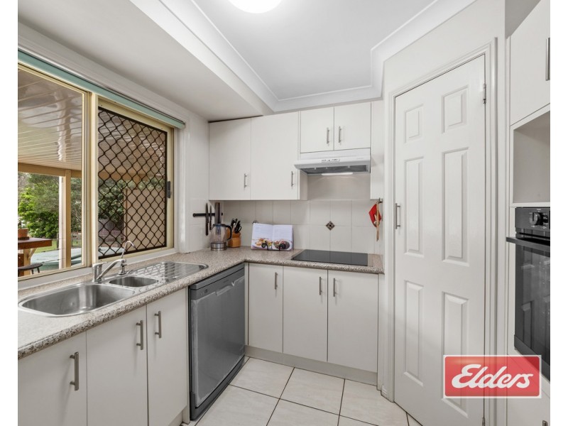 76 Eildon Close, Munruben QLD 4125