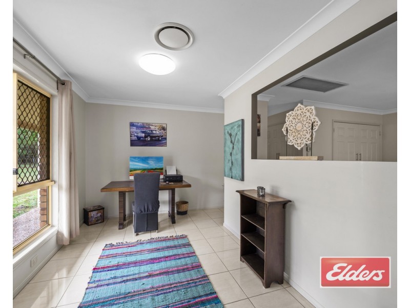76 Eildon Close, Munruben QLD 4125