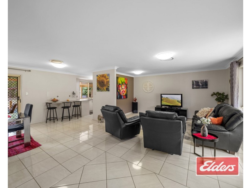 76 Eildon Close, Munruben QLD 4125