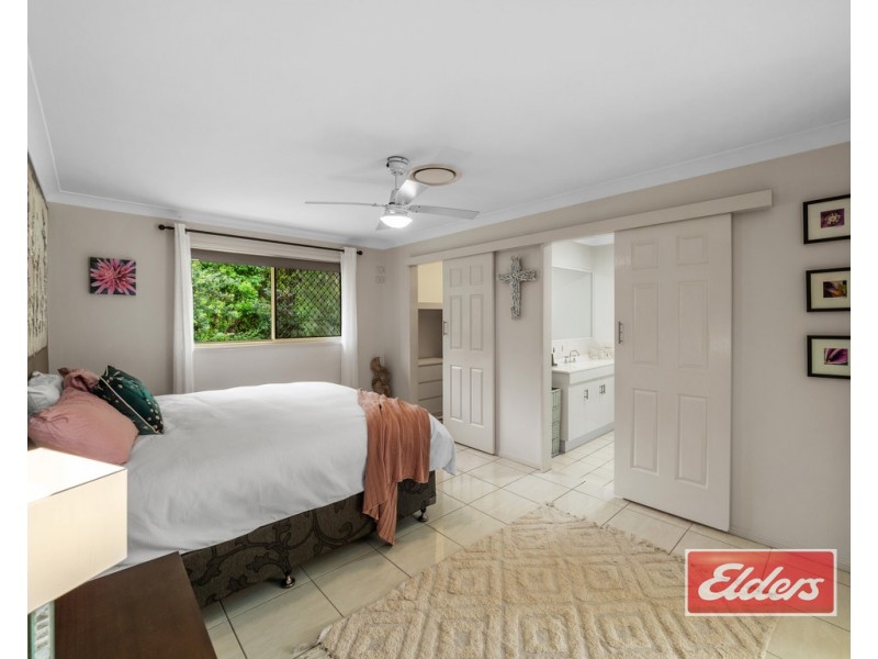 76 Eildon Close, Munruben QLD 4125