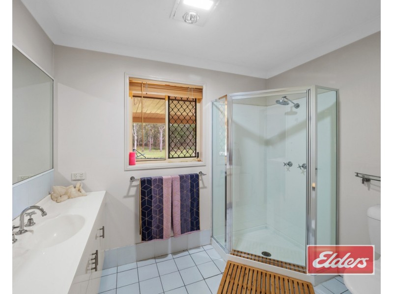 76 Eildon Close, Munruben QLD 4125