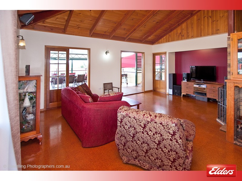 8 Boytar Court, Cedar Grove QLD 4285