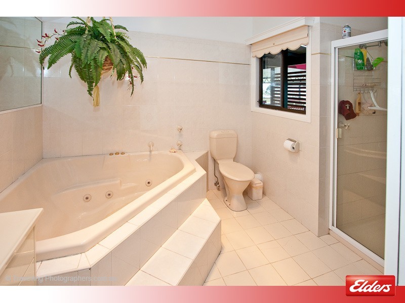 8 Boytar Court, Cedar Grove QLD 4285