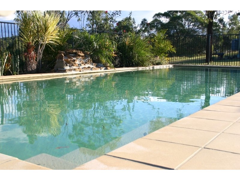 92 Walker Drive, Kooralbyn QLD 4285