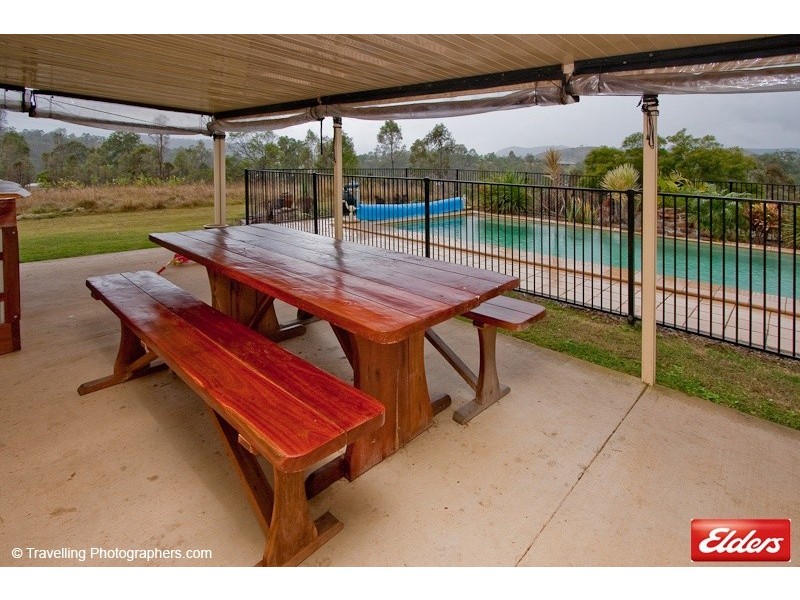 92 Walker Drive, Kooralbyn QLD 4285