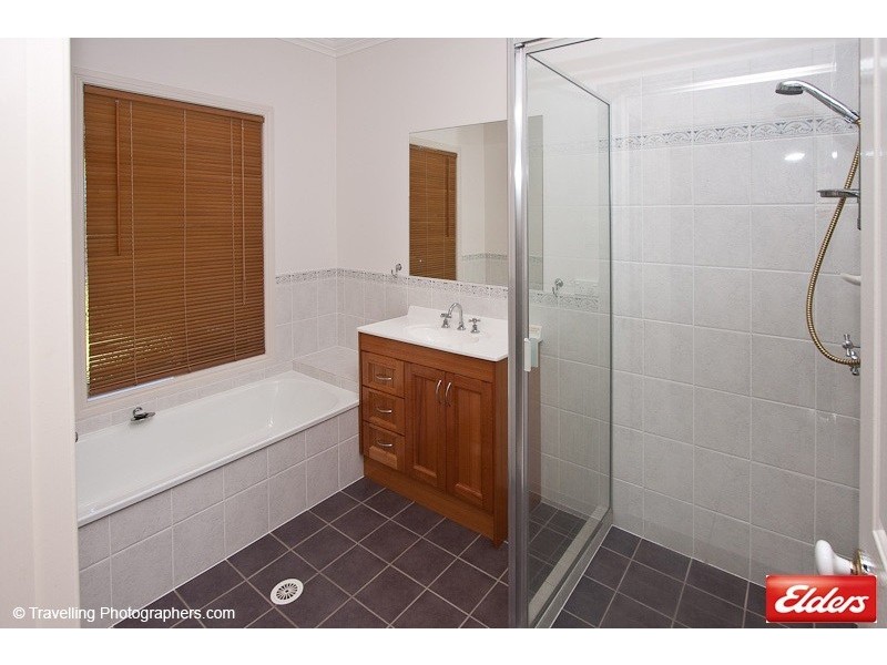 28 Holyman Court, Jimboomba QLD 4280