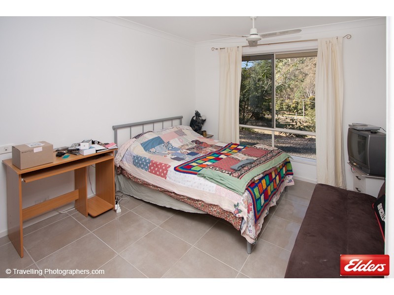 27 Smales Close, Kooralbyn QLD 4285