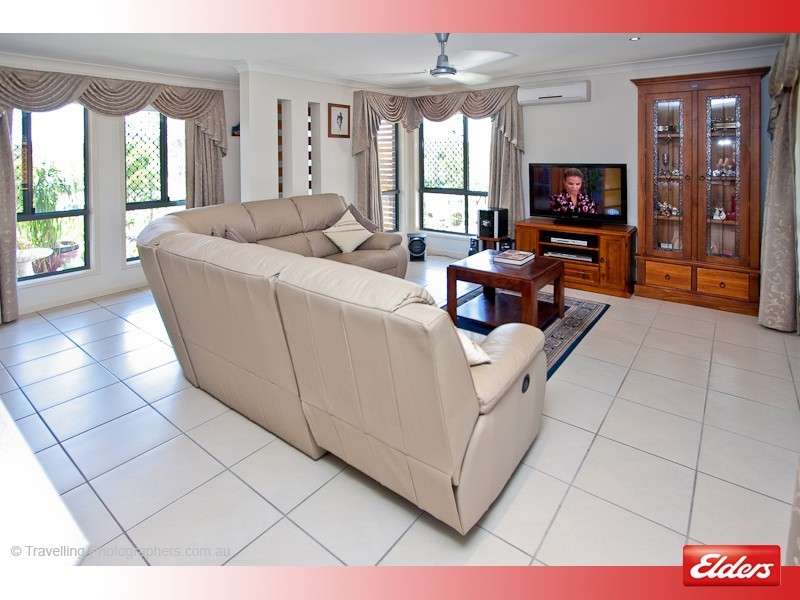 23 Hilltop Crescent, Jimboomba QLD 4280