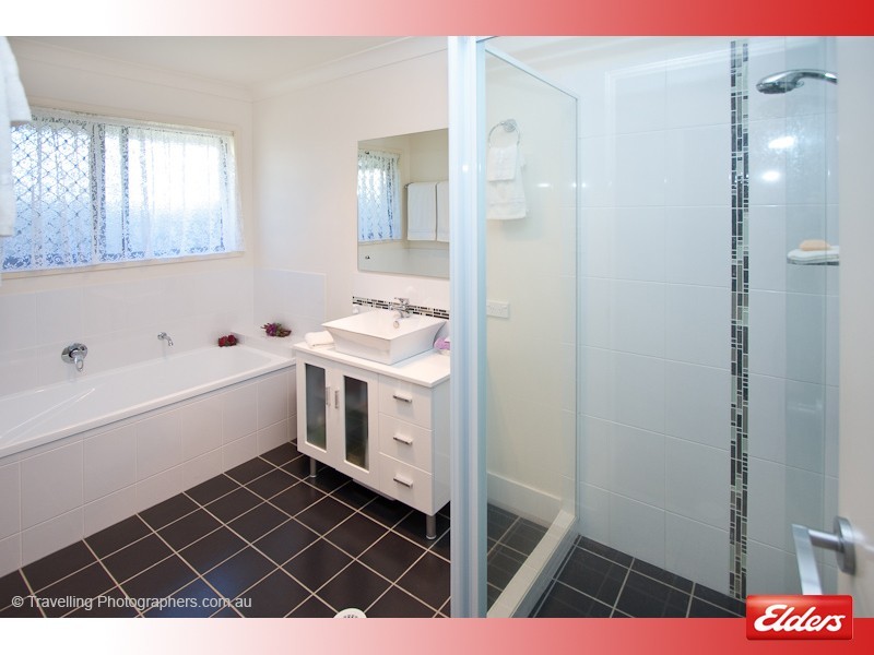 23 Hilltop Crescent, Jimboomba QLD 4280