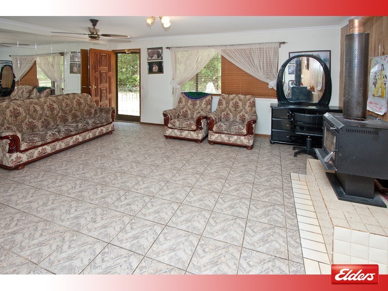 260 Scott Lane, North Maclean QLD 4280