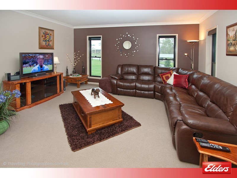 6 Cranbourne Drive, Jimboomba QLD 4280