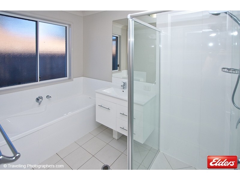 14 Hilltop Crescent, Jimboomba QLD 4280