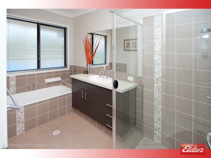 270 Caswell Rd, Cedar Vale QLD 4285
