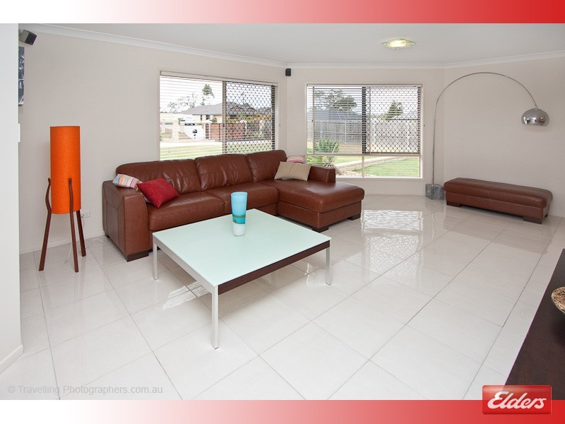 10 Cassowary Place, Jimboomba QLD 4280