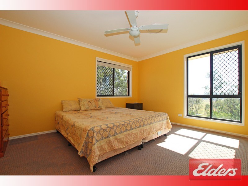 140 Canterbury Drive, Mundoolun QLD 4285