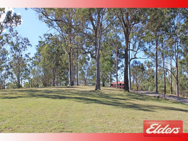140 Canterbury Drive, Mundoolun QLD 4285