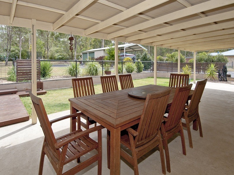 2 Turpentine Drive, Cedar Vale QLD 4285