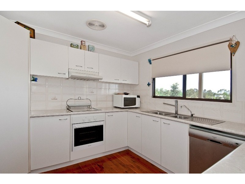 2 Whitaker Road, Cedar Grove QLD 4285