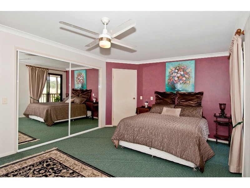 2 Whitaker Road, Cedar Grove QLD 4285