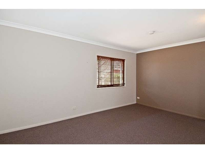 2 Whitaker Road, Cedar Grove QLD 4285